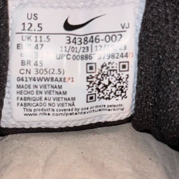 Nike Air Max Torch 4 Size 12.5 NWOB Black Silver 343846-002 - Picture 7 of 7